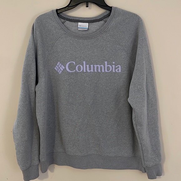 Columbia Tops - Columbia sweatshirt